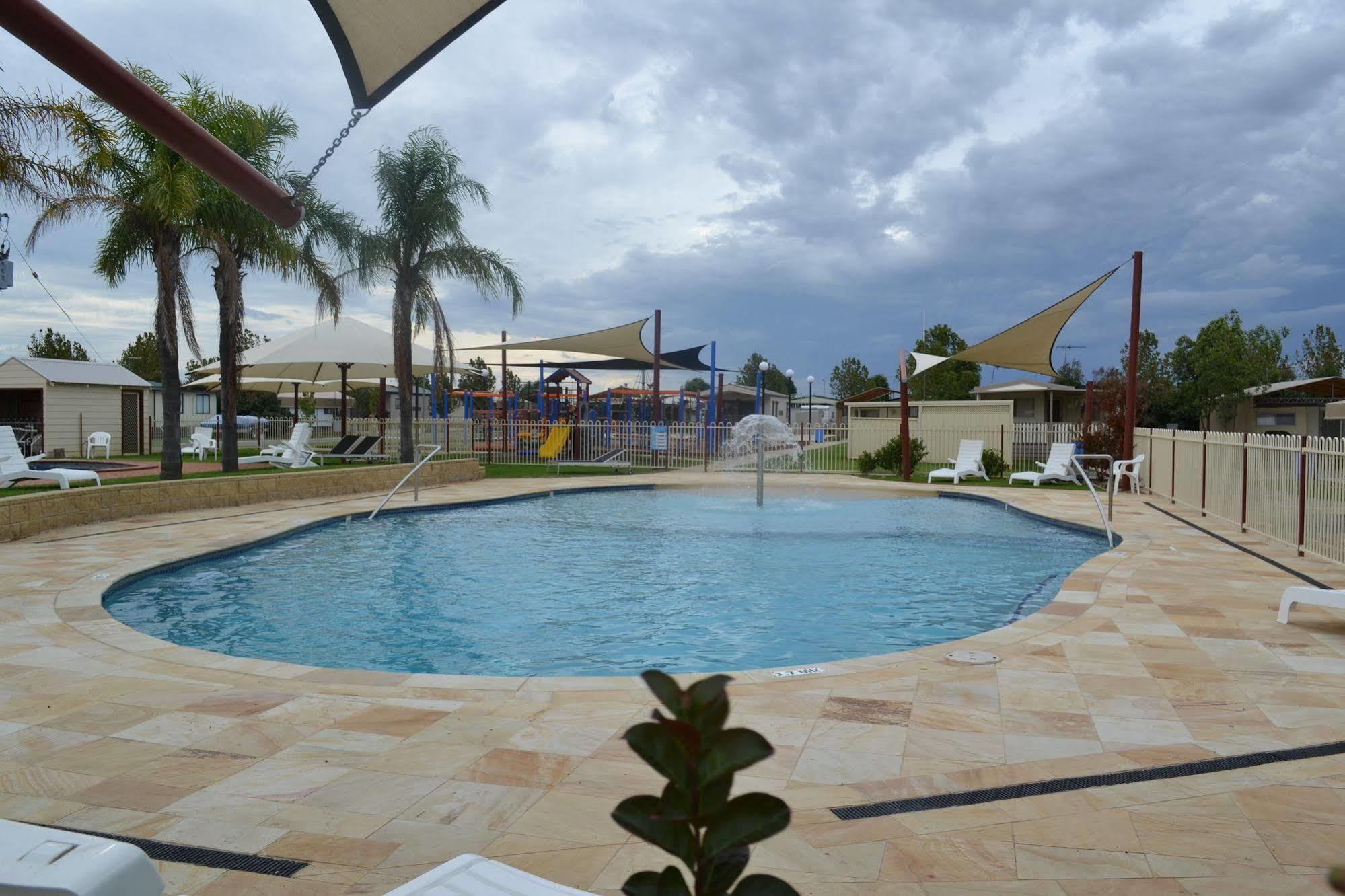 Sun Country Lifestyle Park Hotel Mulwala Exterior foto